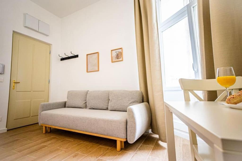 Lovely Apartment In Varsavia Esterno foto